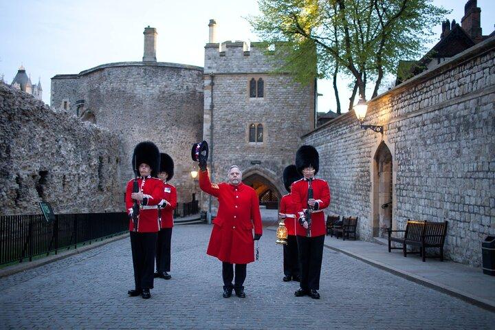 Tower of London After Hours Tour with Beefeater & Keys Ceremony