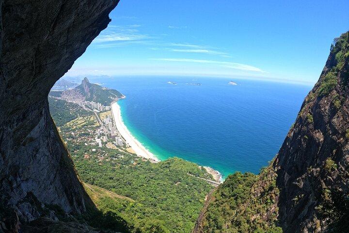 Garganta do Céu and Waterfall hike in Pedra da Gávea