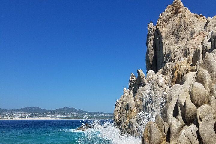 Water Taxi to the Arch of Cabo San Lucas with Transportation