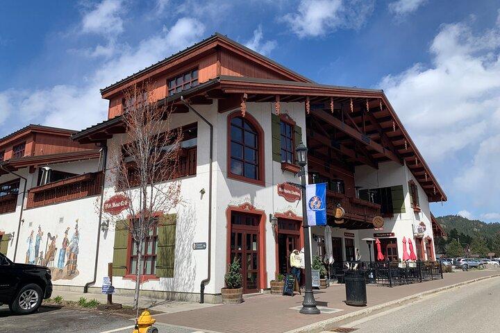 Visit Leavenworth on a guided Cascades and Snoqualmie Falls Tour