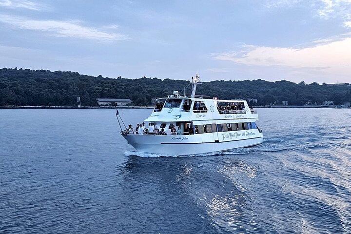 Dolphin Watching & Sunset Boat Tour With Drinks & optional Dinner