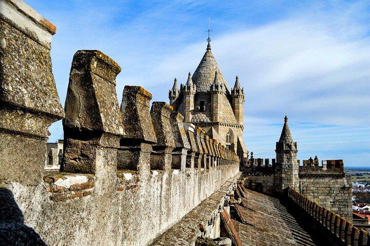 Private Tour to Évora and Megaliths