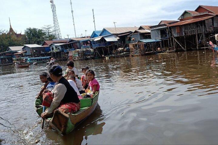 Tour to Kompong Phluk Village from Siem Reap Town