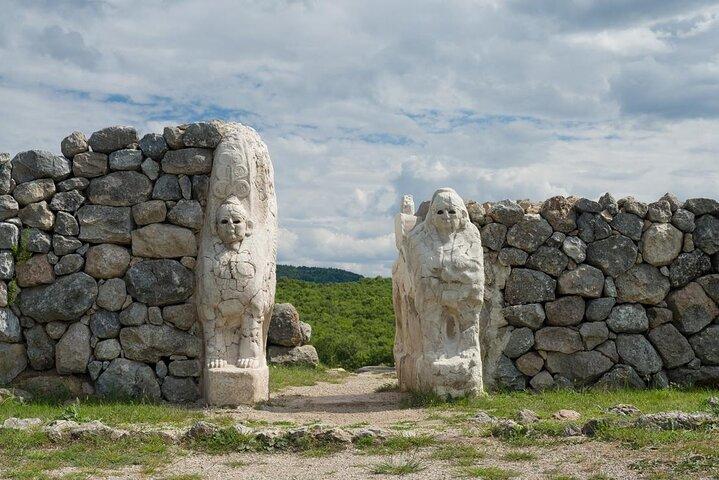 Ankara Bronze Age Private Tour: Hattusas, Yazilikaya & Alacahöyük