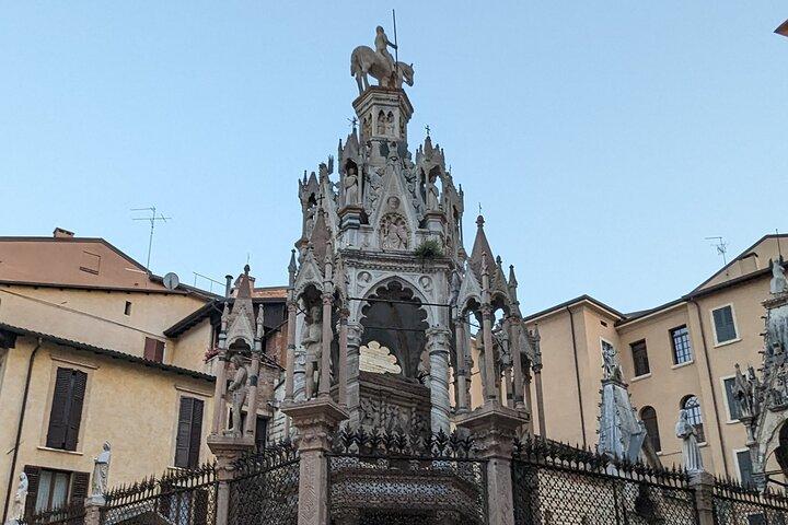 Walking Tour in Verona: 9+ Landmarks with Live Guide