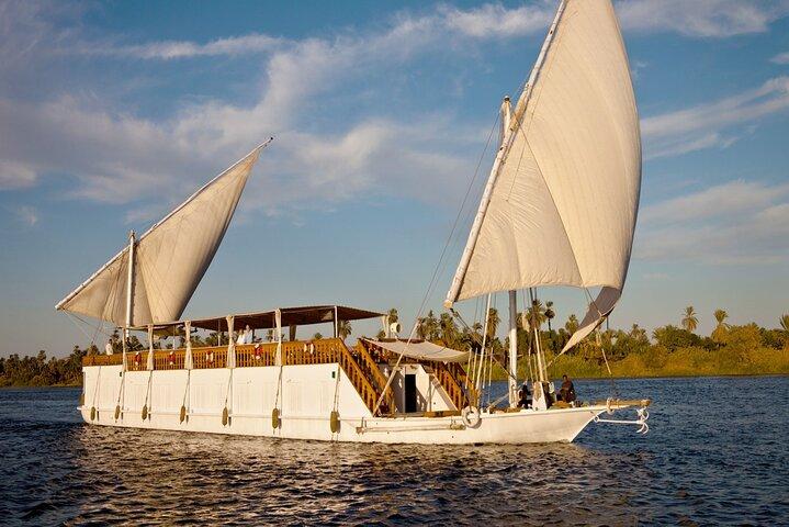 5Days Dahabiya Nile Cruise From Luxor to Aswan With Accommodation
