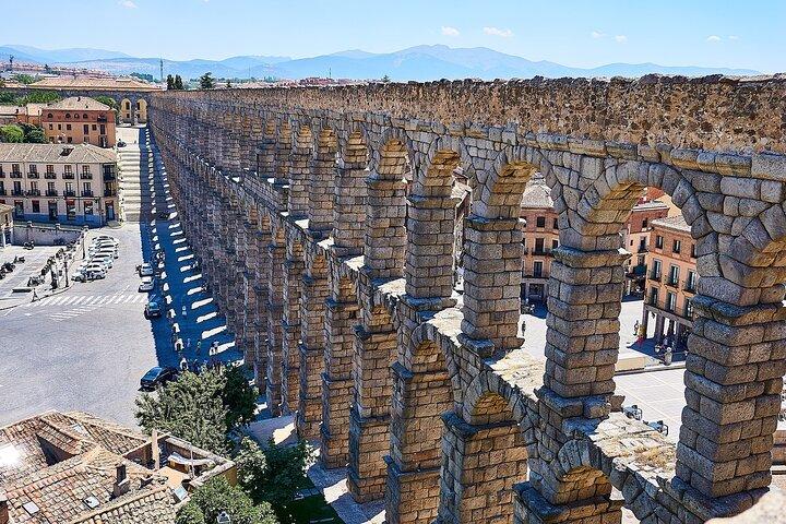 Private Day Tour to Discover Toledo and Segovia