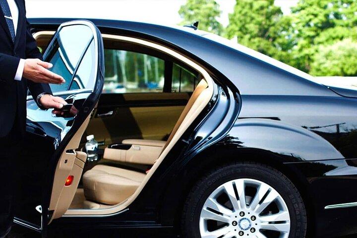 Marrakech Airport Transfer to City with Private Driver