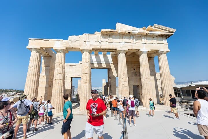 Morning Walking Tour to the Acropolis and Acropolis Museum