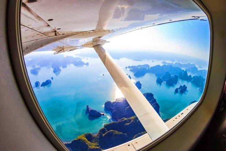 25-Minute Sightseeing Seaplane Tour with Pick Up from Halong Area