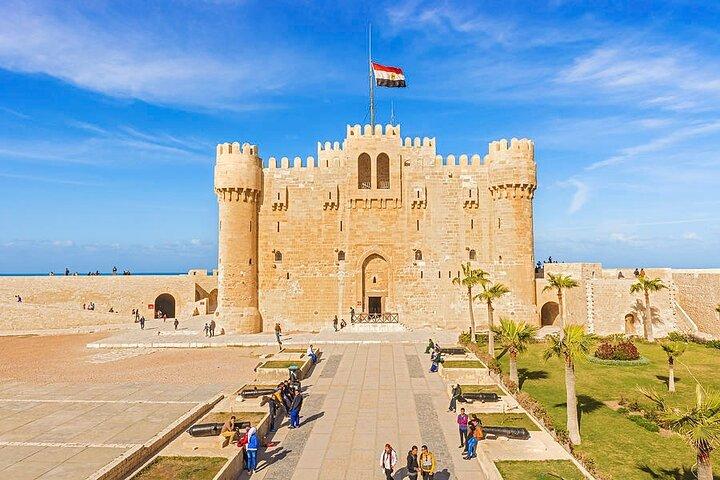 Vibrant Alexandria: Citadel, Library & Catacombs Tour