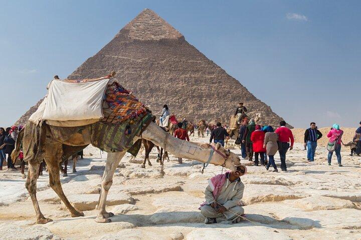 3 Hour Private Tour in Giza Pyramids