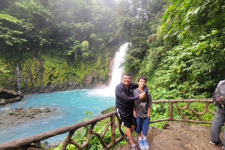 Discover Rio Celeste Labyrinth, Sloth Sanctuary & River Swim