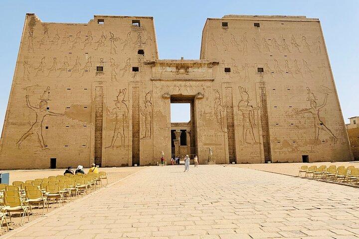A Week In Egypt: Pyramids, Felucca Cruise And Ancient Temples