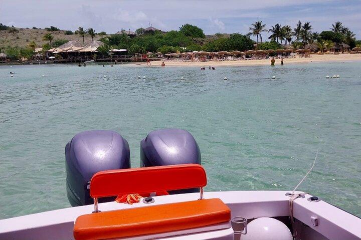 St Maarten Boat Tour with Lunch, Drinks, & Snorkeling Gear