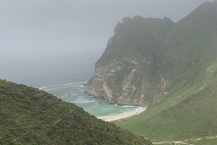 Private Guided Tour to West Beaches of Salalah