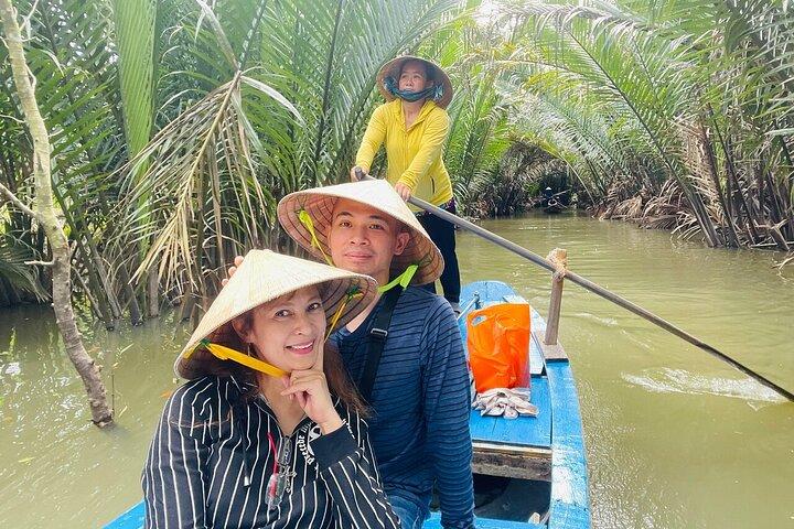 Mekong Delta Full-Day Tour with Sampan Boat Ride and Lunch