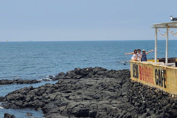 2-days Private Taxi Tour in Jeju Island