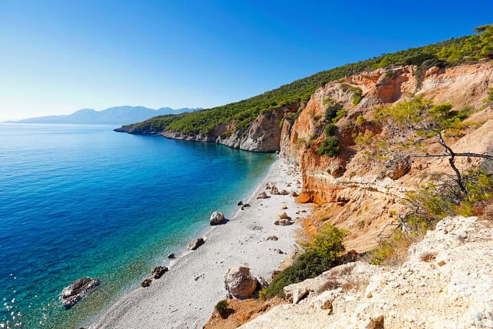Saronic Gulf Escape: Beaches, Greek Flavors, Relaxation at Sea