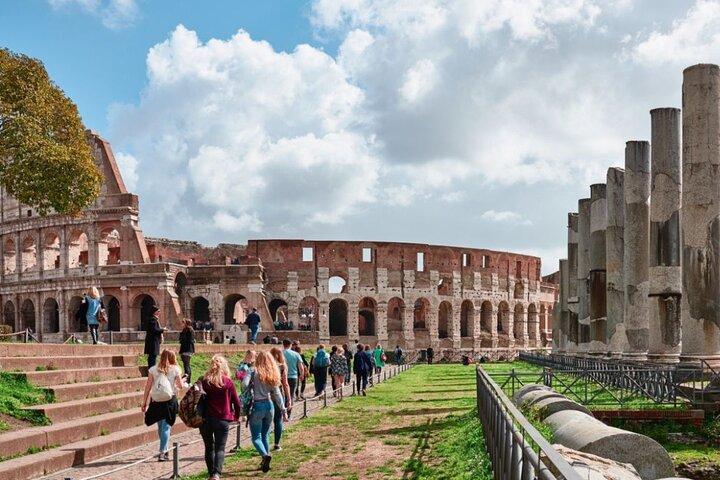 Gladiators & Saints: Colosseum Arena and St. Peter's Prison Tour