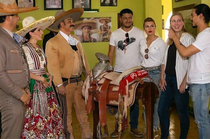 Adventure tour Between Charros, Mariachi and Parián de Tlaquepaque