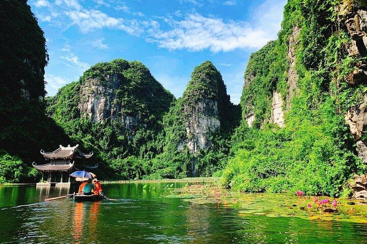 Small Group Ninh Binh Tour: Bai Dinh Trang An Mua Cave from Hanoi