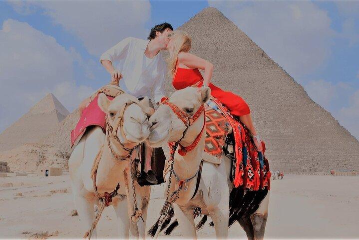 Giza Pyramids & the National Museum of Egyptian Civilization Tour