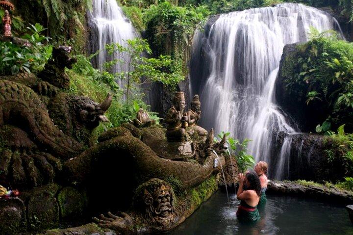 Purifications at Beji Griya Waterfalls