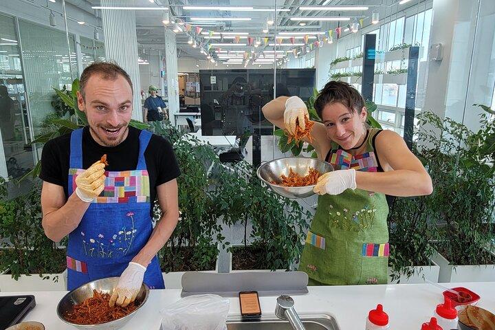 Busan Tailored Korean cooking class (Vegan OK)with market tour
