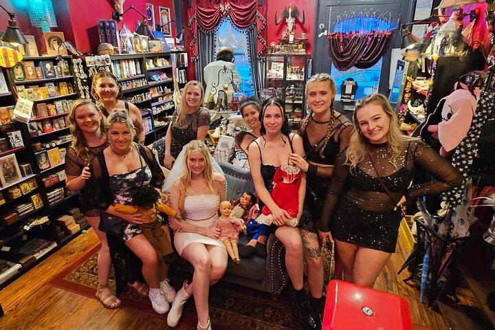 Pub Crawl: New Orleans Lewd Spirits Haunted Tour with Bar Stops