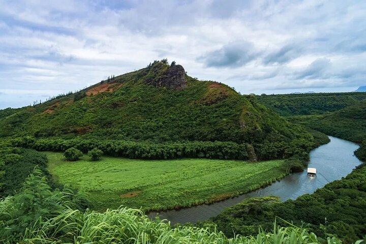 Kauai Eastside Waterfalls & Local Grinds-Small Group Tour