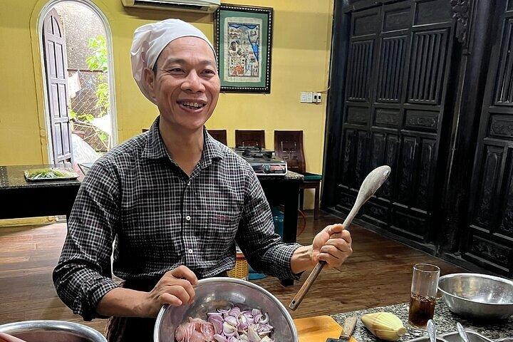 Vietnamese Cooking Class in Historical Hoi An Restaurant
