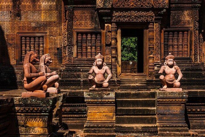 Full day - Banteay Srei & Valley of a 1000 Lingas