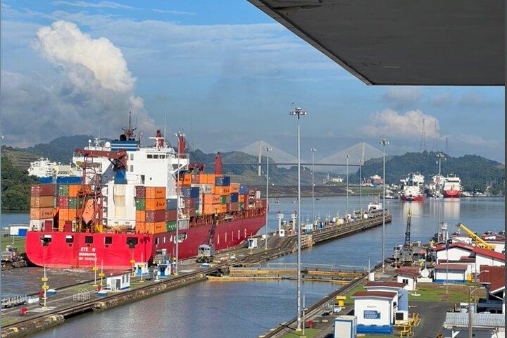 Panama Layover Tour: Canal and Casco Viejo