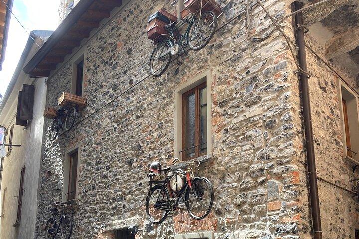 Milan : Tour of the Lakes in Varenna, Bellagio and Lugano by Boat