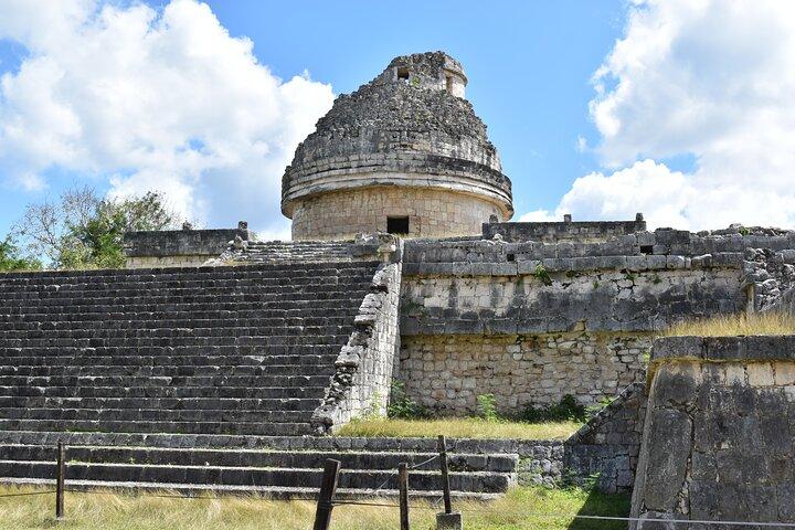 Amazing tour to Chichen Itza and 2 Cenotes (Ik Kil and Suytun)