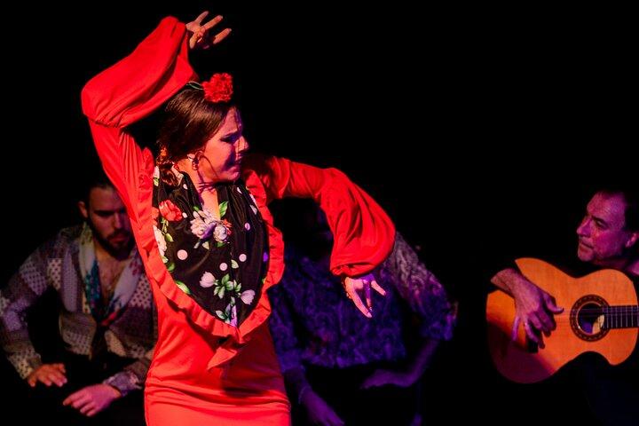 Skip the Line: Tablao Flamenco Pura Esencia Ticket