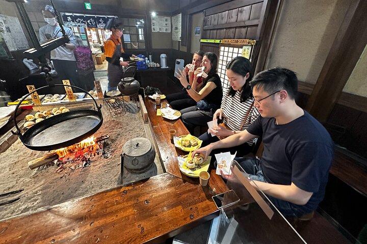 Food & Culture Walk in Nagano: Oyaki, Sake, Matcha & Zenkoji