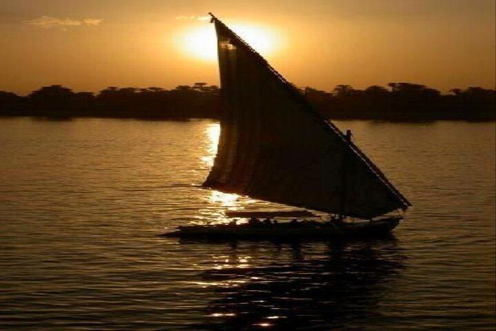 The romantic Sunset Felucca Ride in Luxor