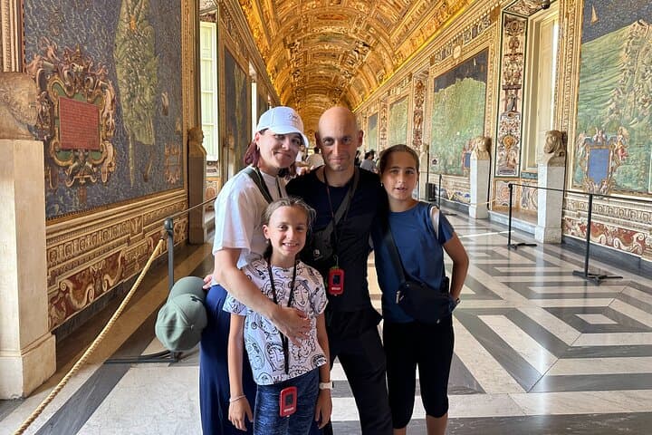 Private Vatican & Sistine Chapel Tour for Kids & Families