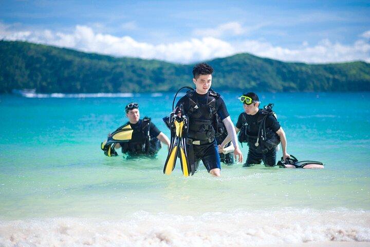 Enjoy Half Day Activities at Phuket Coral Island by Speedboat