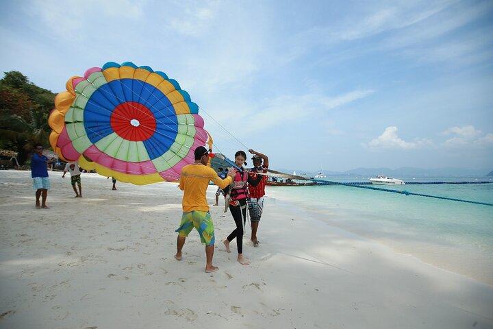 Enjoy Half Day Activities at Phuket Coral Island by Speedboat