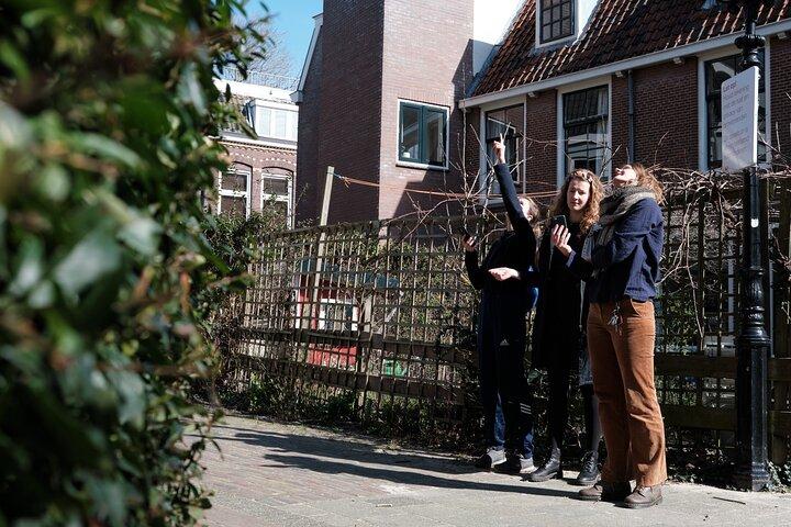 Discover Antwerp with this Outside Escape city game tour!