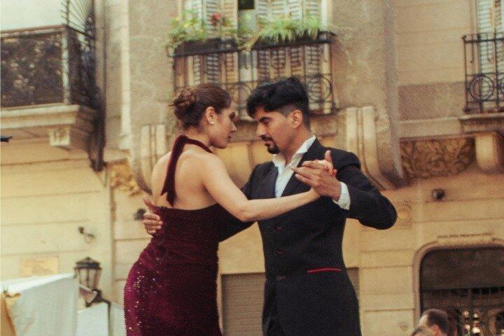 Buenos Aires Tango: Intimate Experience and Lesson