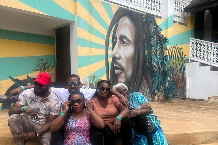 Nine Mile Reggae & History Guided Tour to Bob Marley's Birthplace