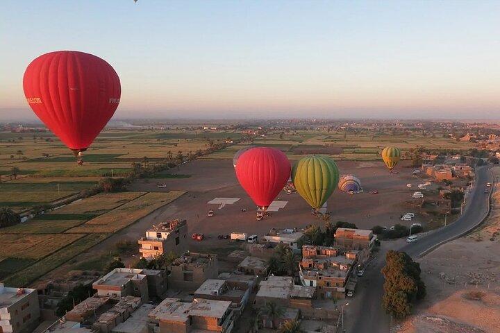Sunrise VIP Hot Air Balloon Ride in Luxor