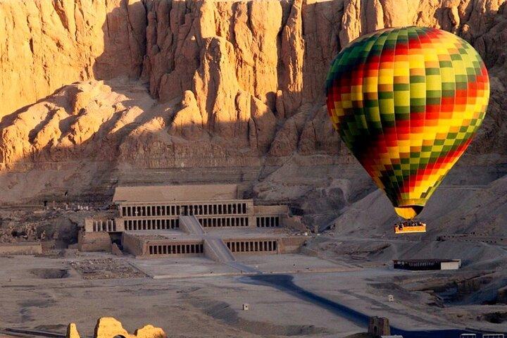 Sunrise VIP Hot Air Balloon Ride in Luxor