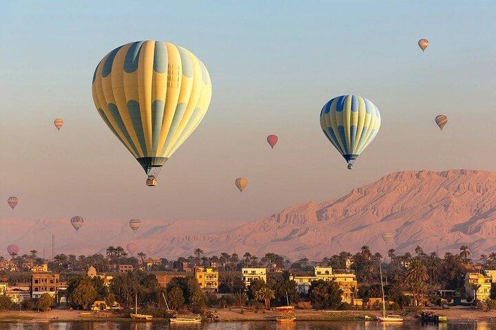 Sunrise VIP Hot Air Balloon Ride in Luxor