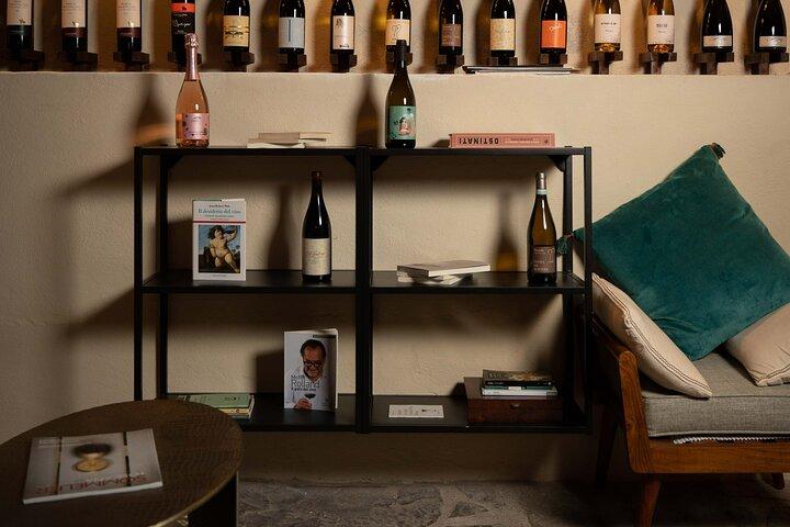 1-Hour Guided Tuscan Wine Tasting in Florence