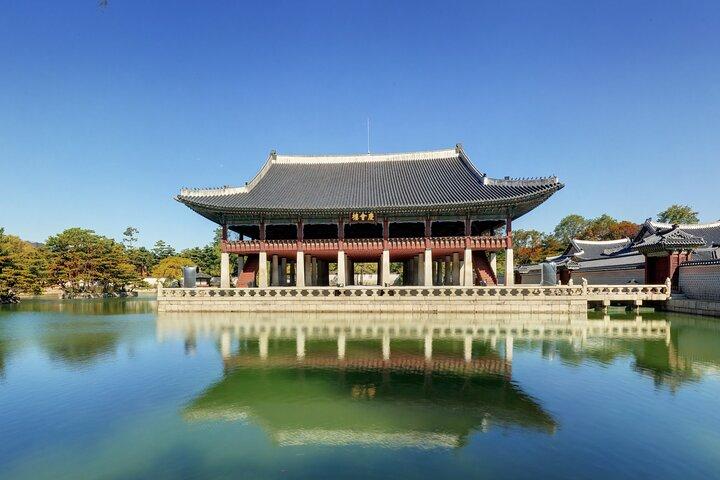 Seoul Full day Private Tour Gyeongbokgung Palace, Insadong & More